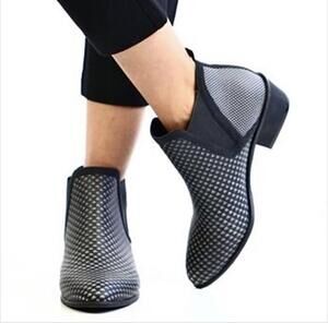 Betabrand x Ayesha Tellis Tennis Western Boots Waterproof Chic Birdseye Size 5